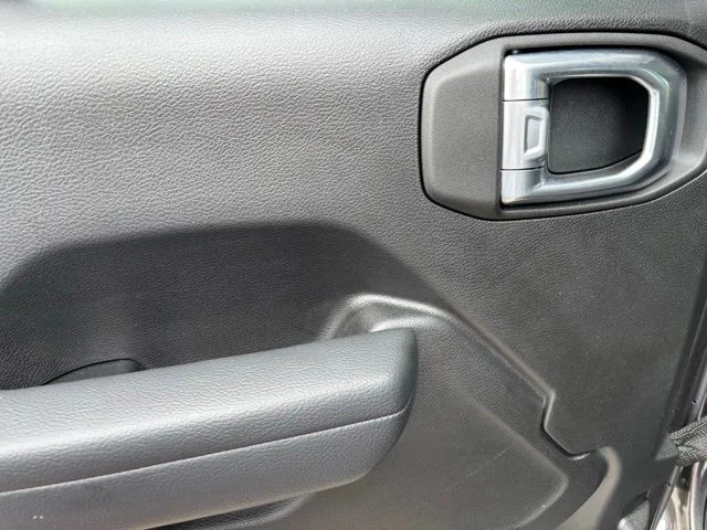 Used 2024 Gray Jeep Willys image 18