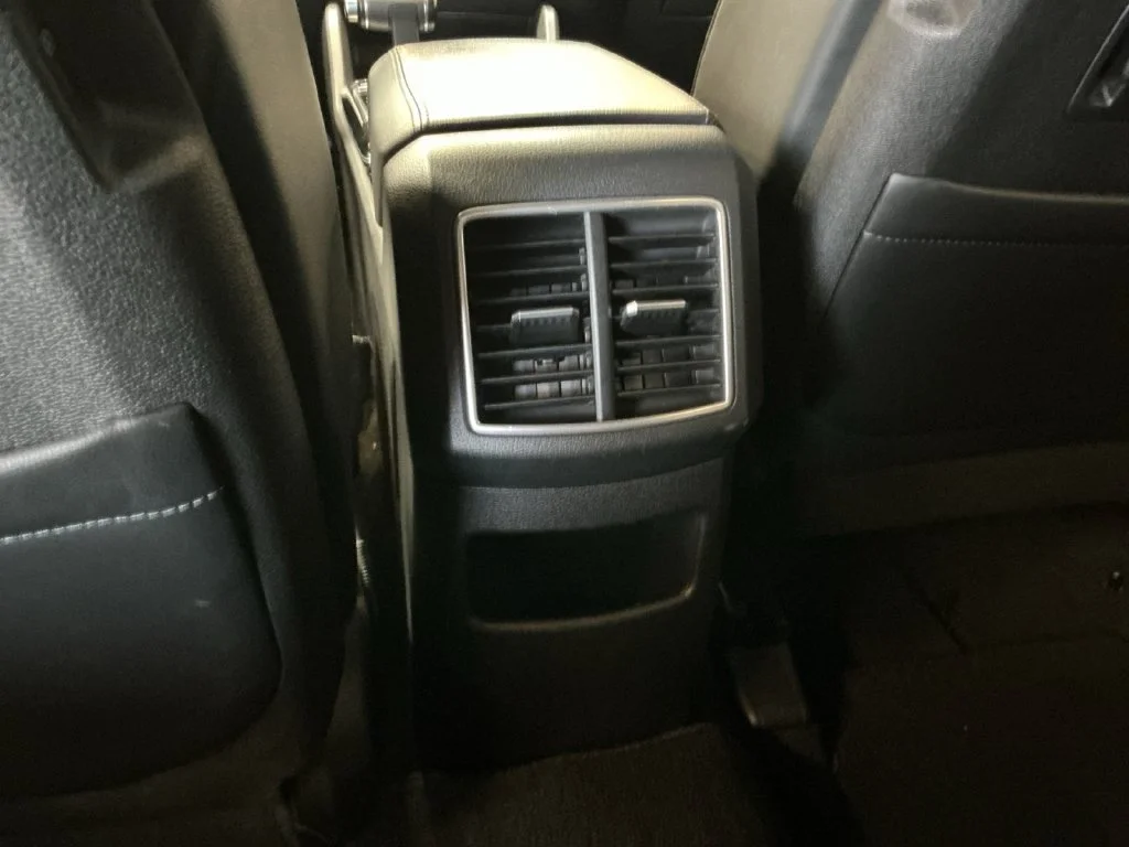 Used 2023 White Kia X-Line image 34