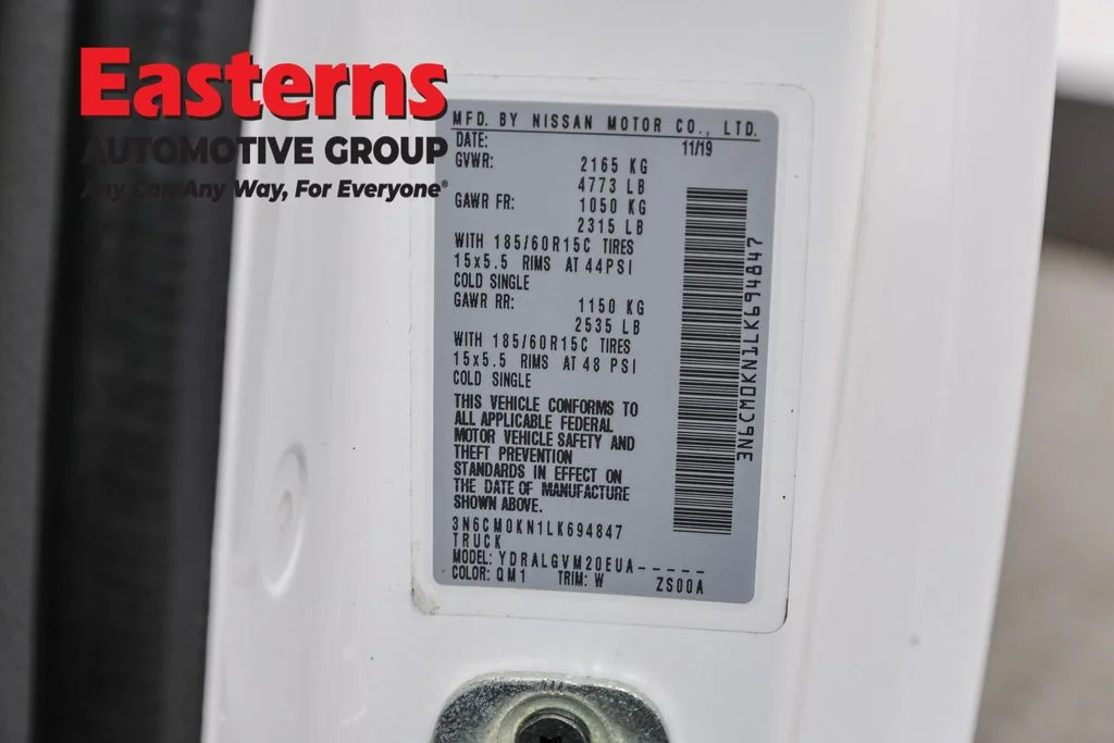 Used 2020 White Nissan SV image 33