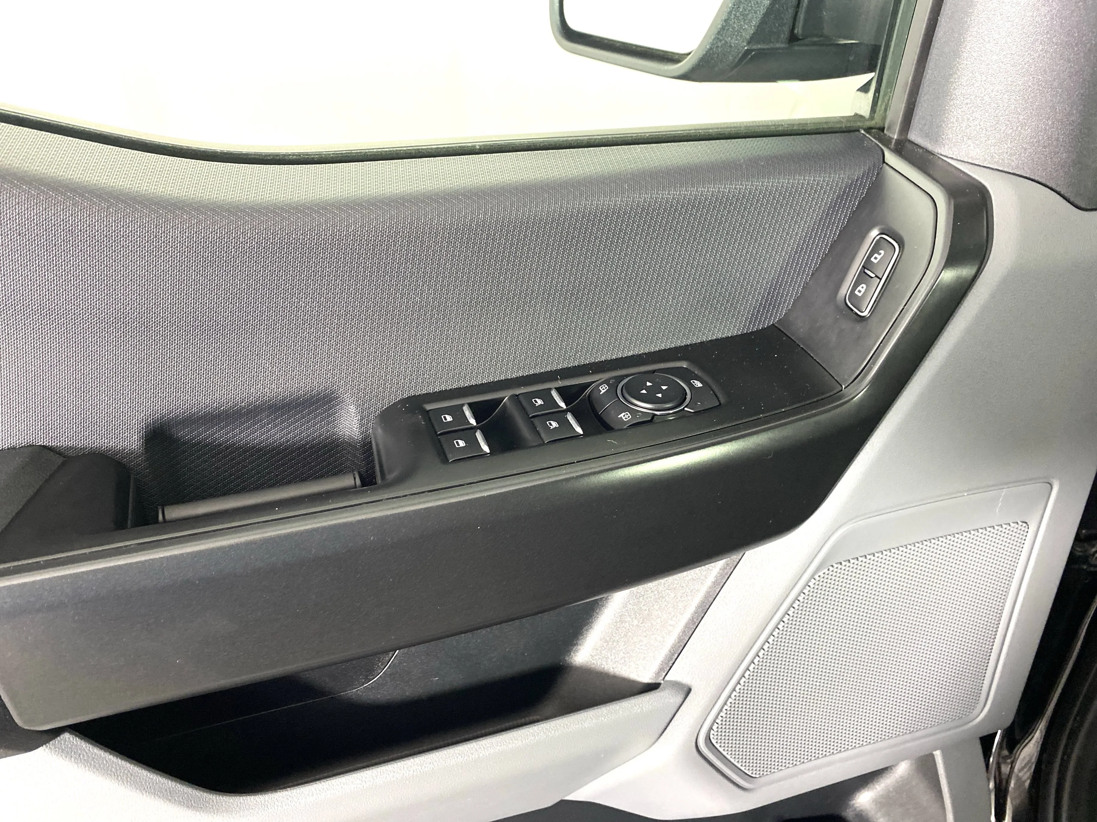 Used 2024 Black Metallic Ford XL image 14