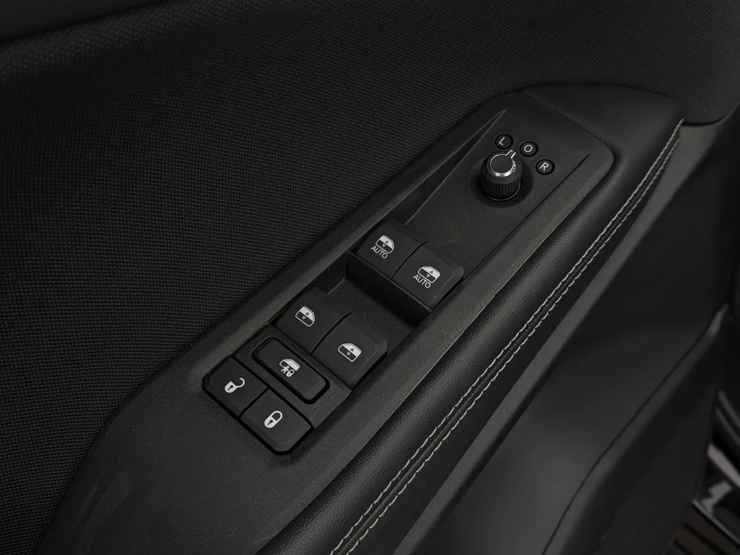 New 2026 Black Jeep Laredo - - 4x4 - 1.6L I-4 Turbo Hybrid - 12.3 Uconnect Display - Heated Seats/Steering & More! image 12