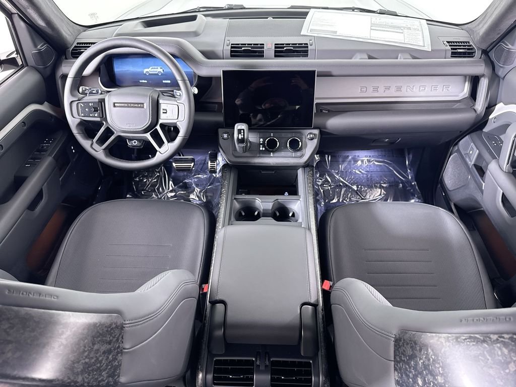 2026 Land Rover Defender OCTA - Photo 19