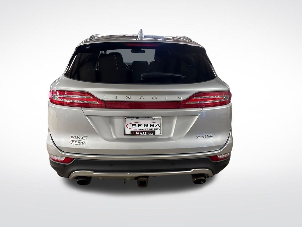Used 2015 Silver Lincoln Base image 4