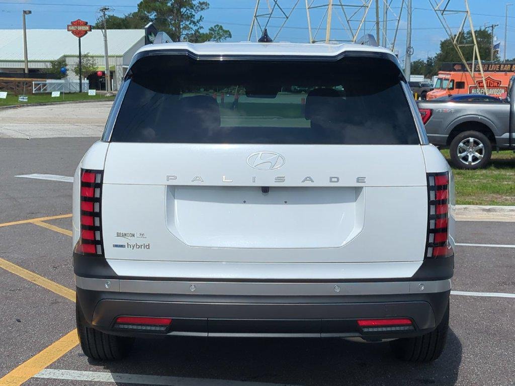 New 2027 White Hyundai Blue SEL 7P image 7
