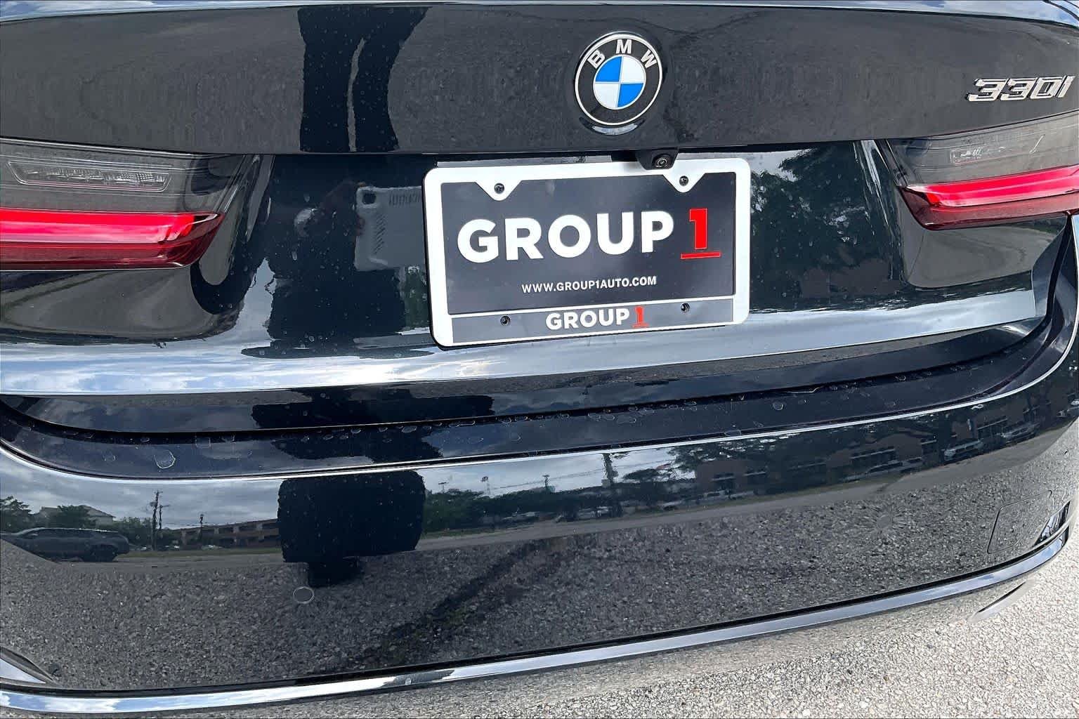 2026 BMW 3 Series 330i - Photo 9