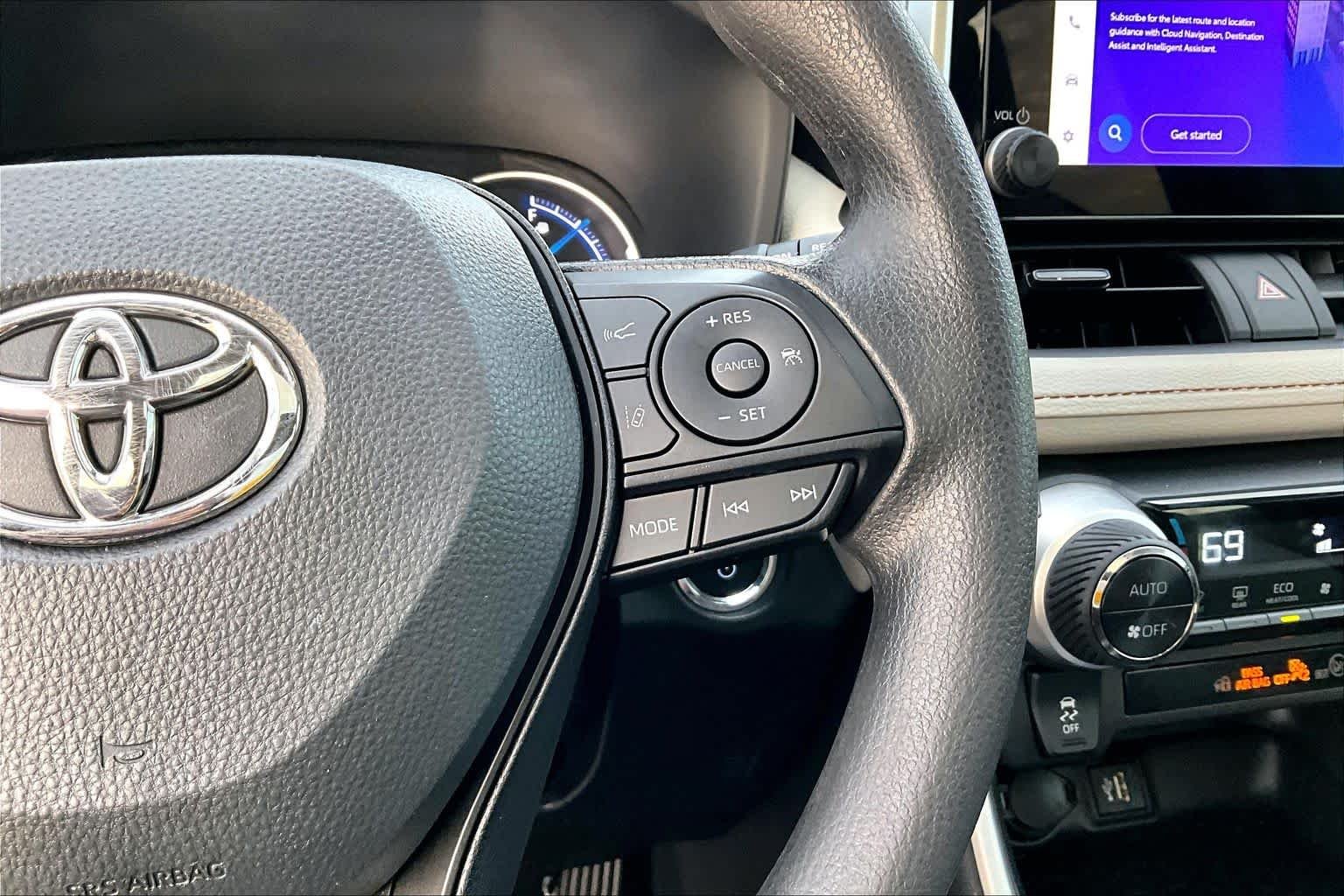 Used 2023 Blueprint Toyota Hybrid XLE image 25