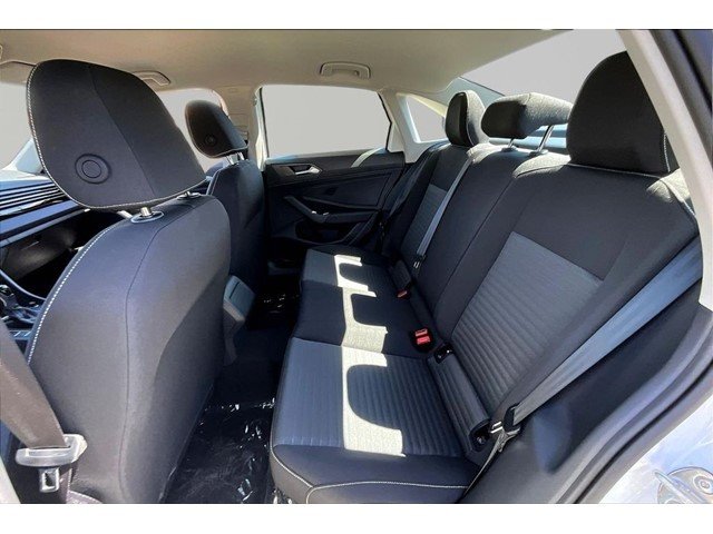 New 2026 Pure White Volkswagen 1.5T S image 22