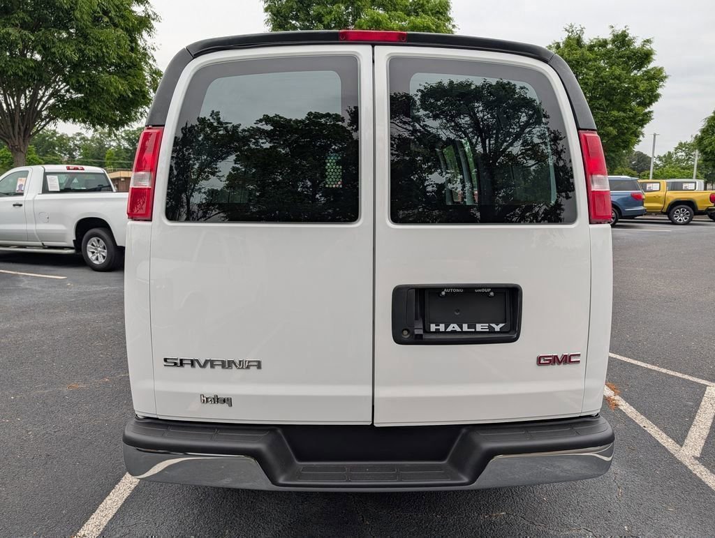 Used 2024 Summit White GMC Work Van image 7