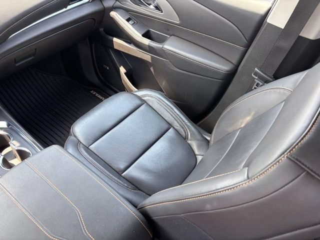 Used 2021 SILVER ICE METALLIC Chevrolet RS image 15
