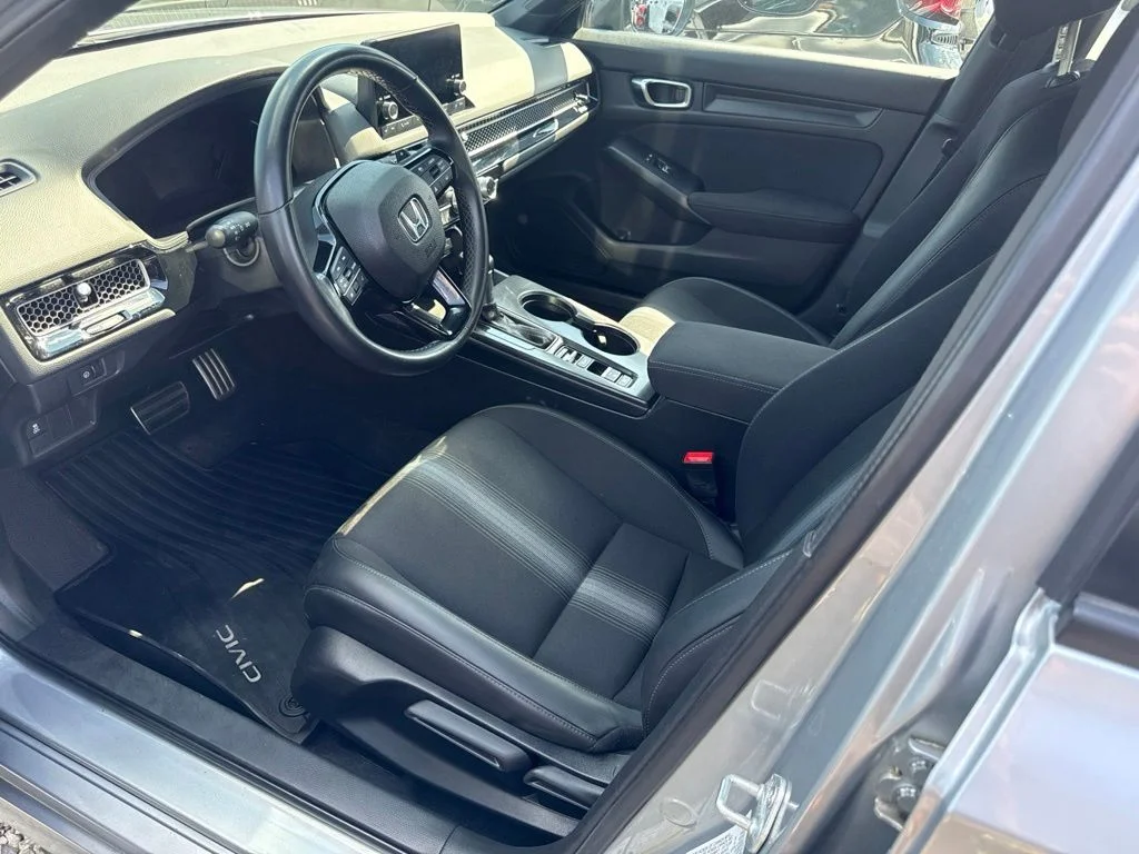 Used 2025 Silver Honda Sport image 3