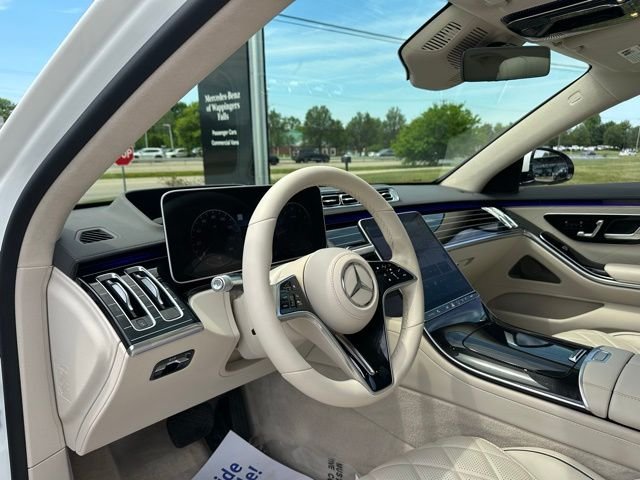 Certified Used 2023 White Mercedes-Benz S 580 image 17