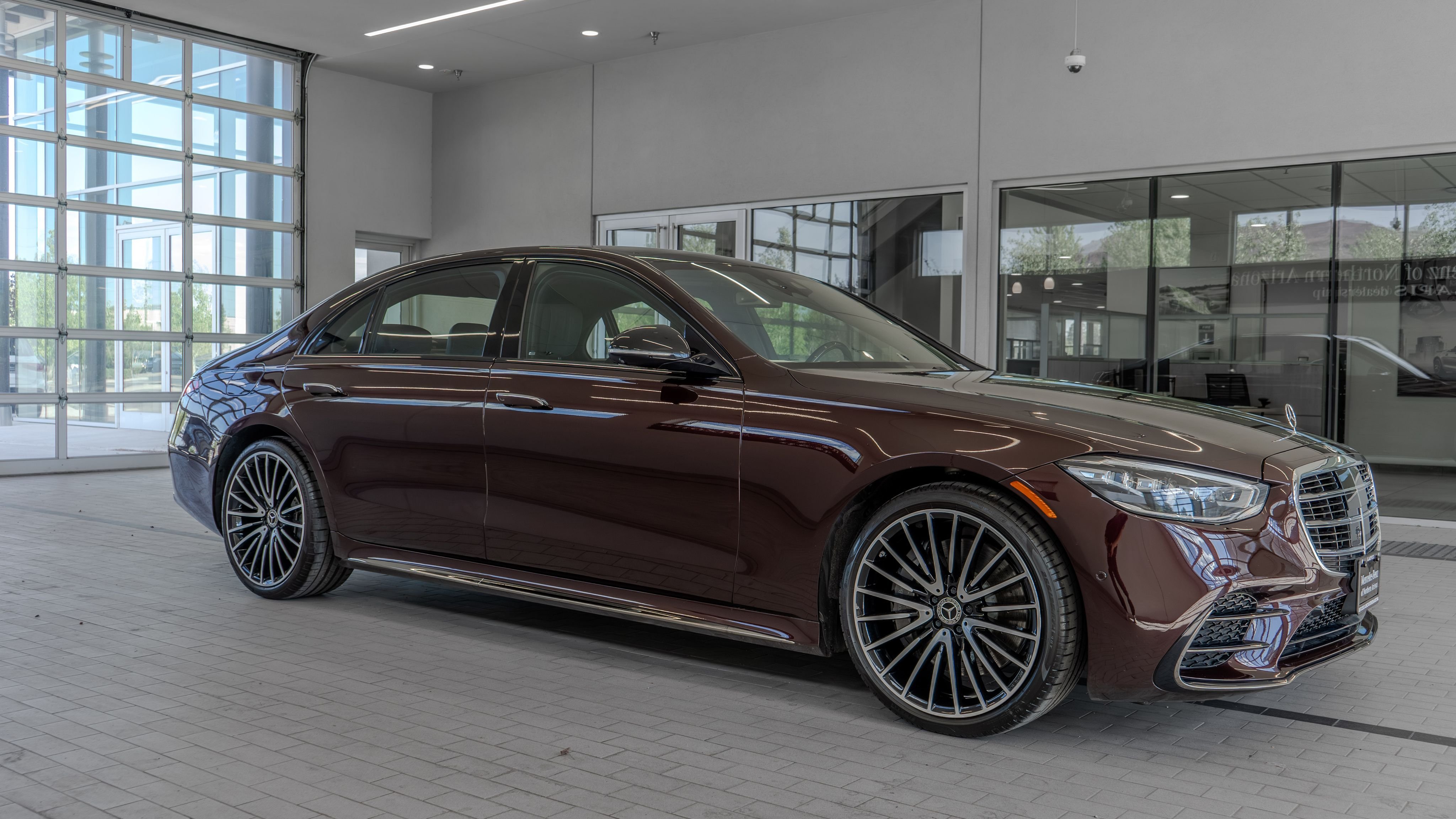 Certified Used 2023 Rubellite Red Metallic Mercedes-Benz S 500 image 12