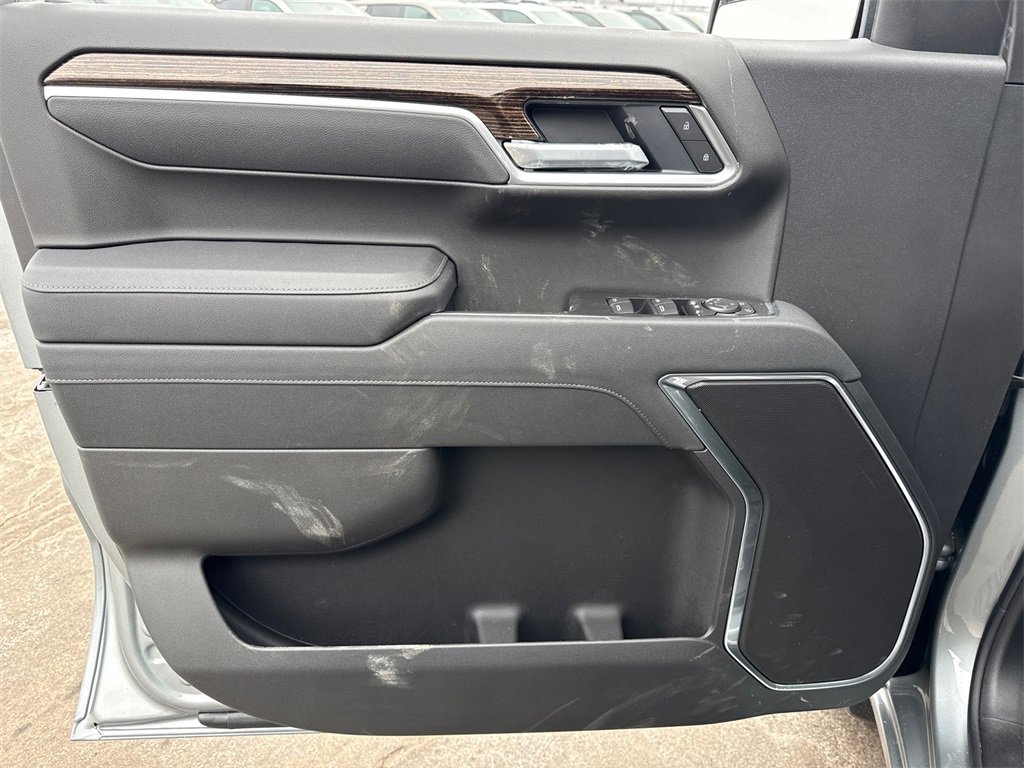 2026 GMC SIERRA - Image 11