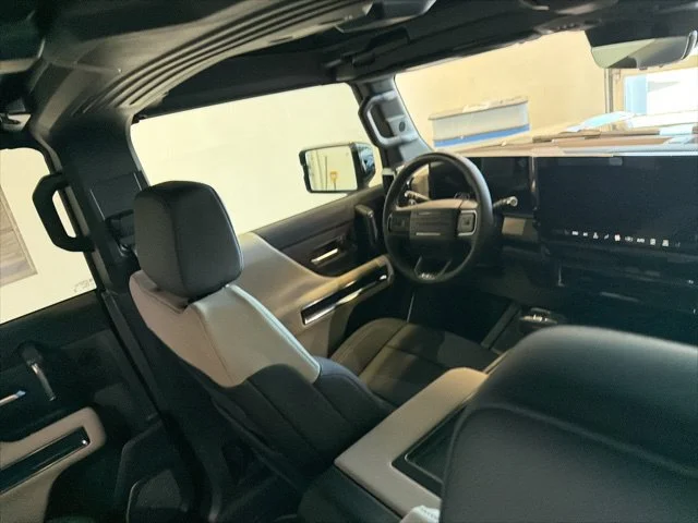 2026 GMC HUMMER EV 2X - Photo 29