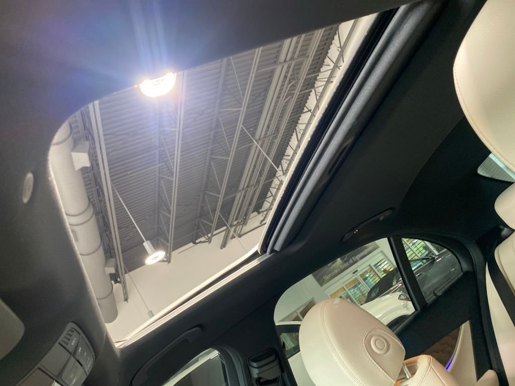 Certified Used 2022 Polar White Mercedes-Benz E 350 image 5