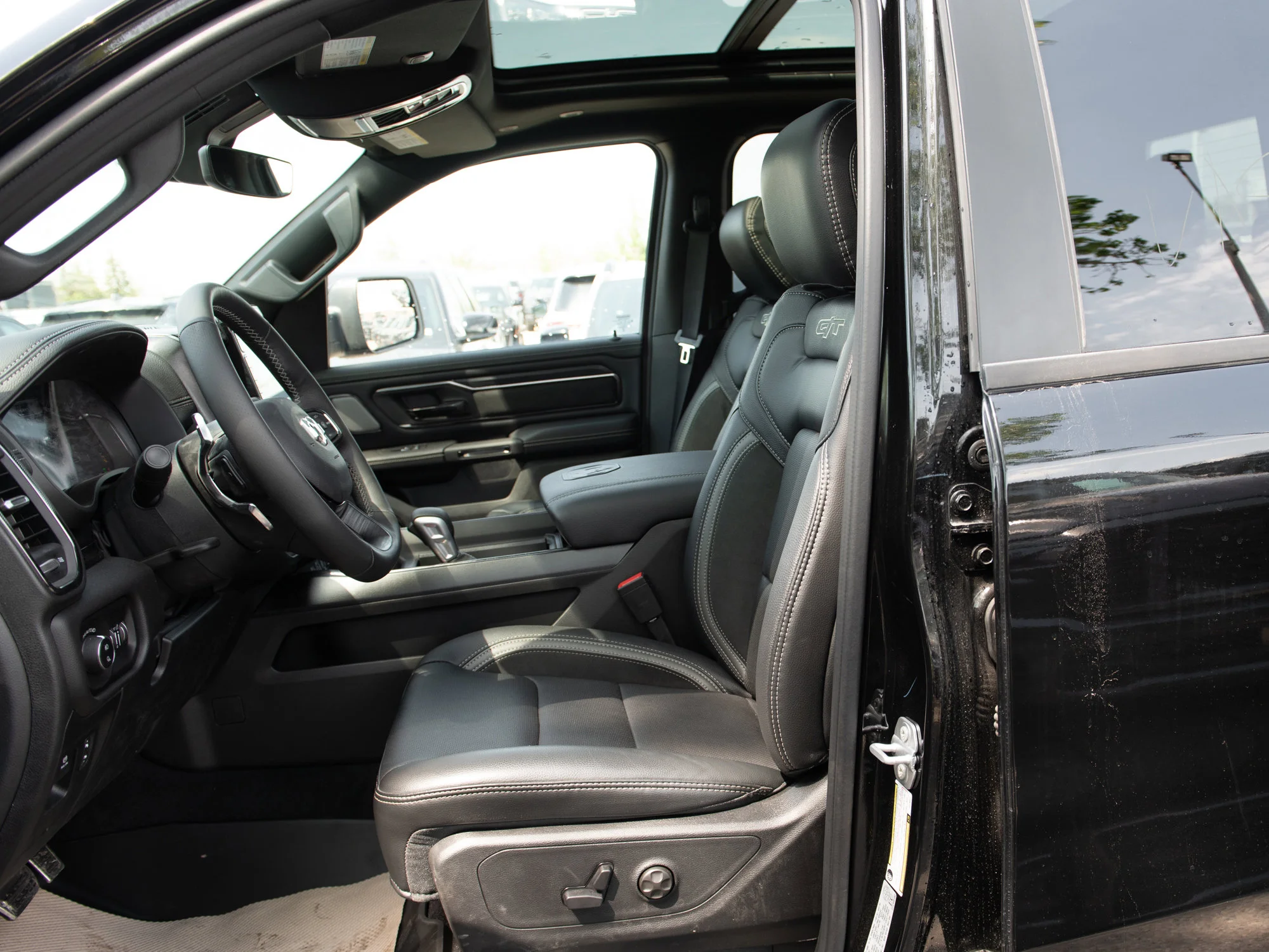 New 2026 Black RAM Sport* image 20