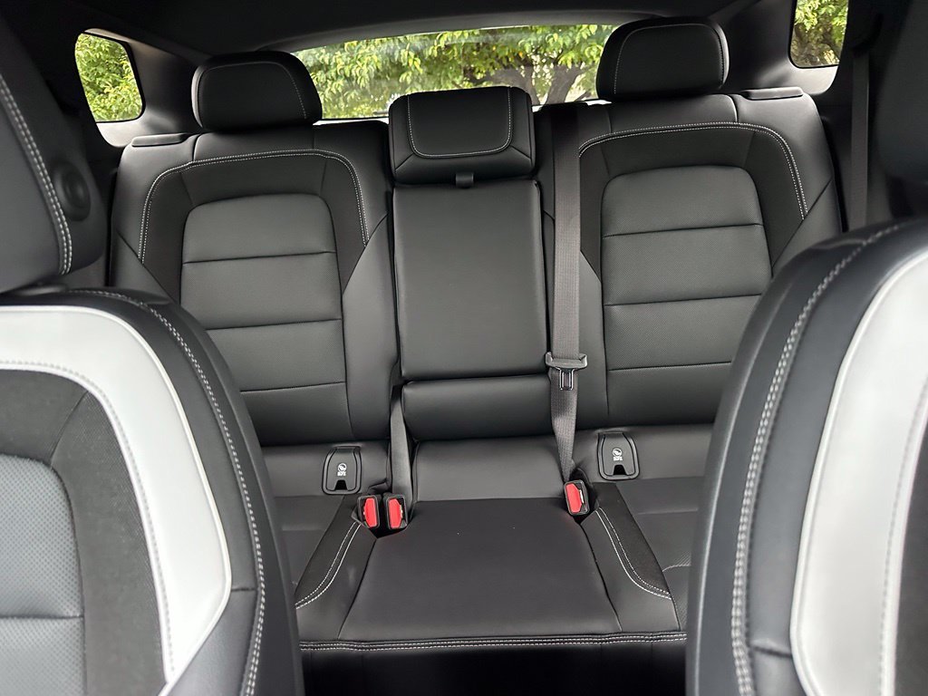 2024 Chevrolet Blazer EV LT - Photo 17