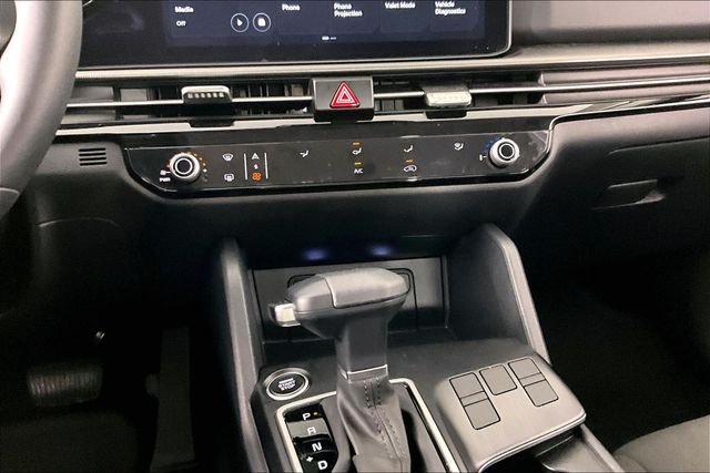 Used 2026 Black Kia LX image 8