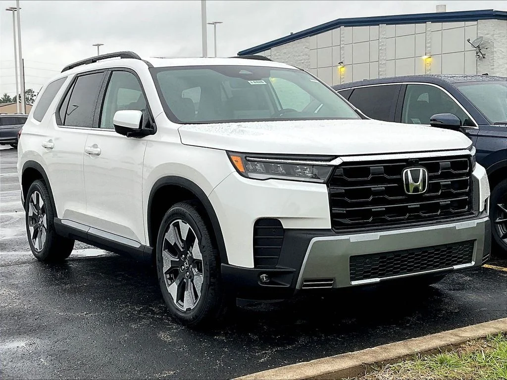 2026 Honda Pilot Elite AWD's photo