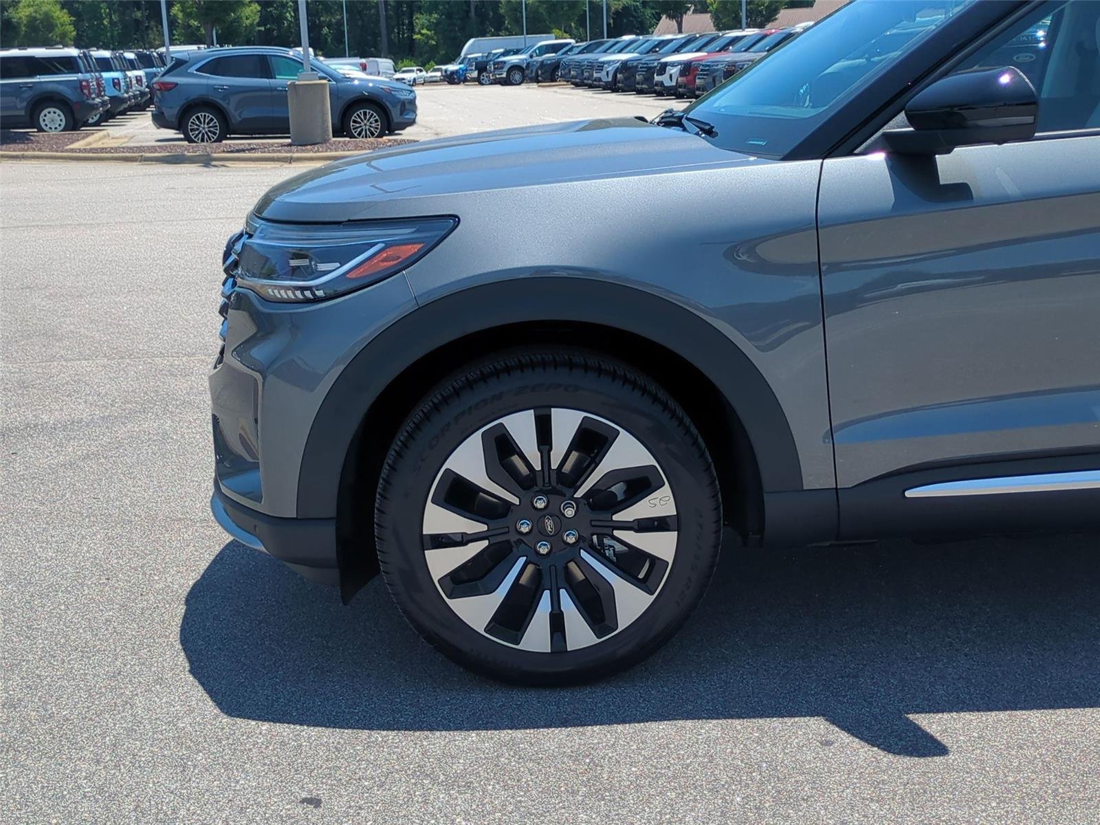 New 2026 Carbonized Gray Metallic Ford Platinum™ image 10