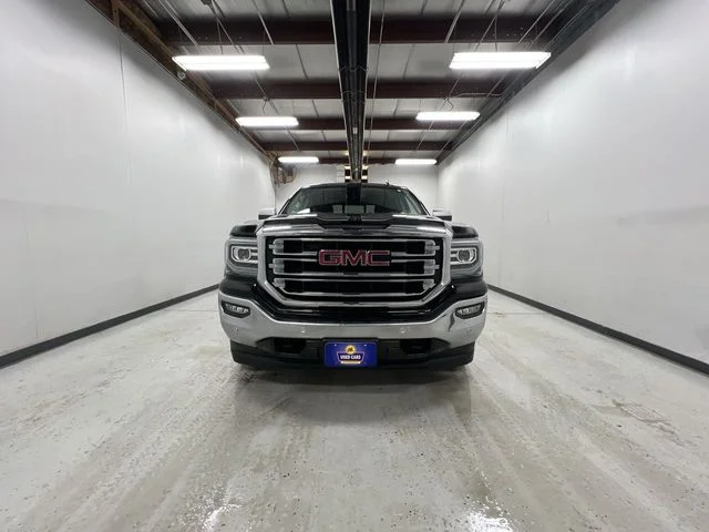 Used 2018 Black GMC SLT image 3