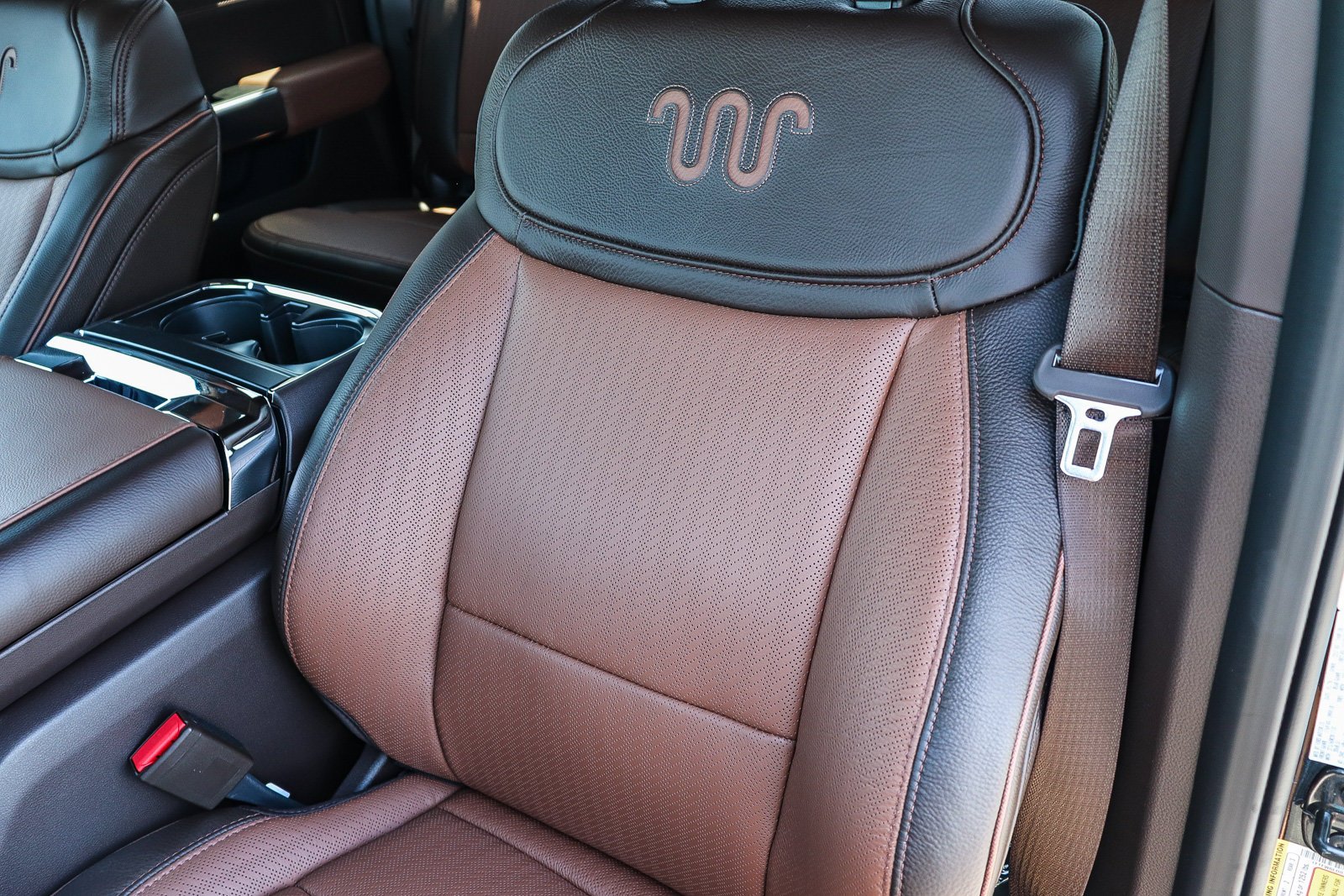 New 2026 Agate Black Metallic Ford King Ranch® image 27