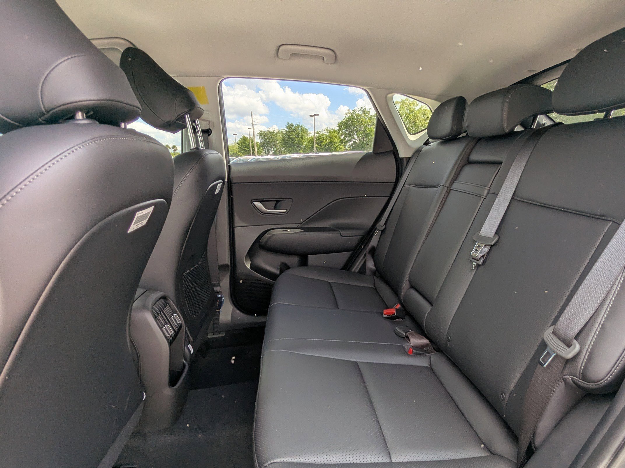 New 2026 Atlas White Hyundai SEL Premium FWD image 15