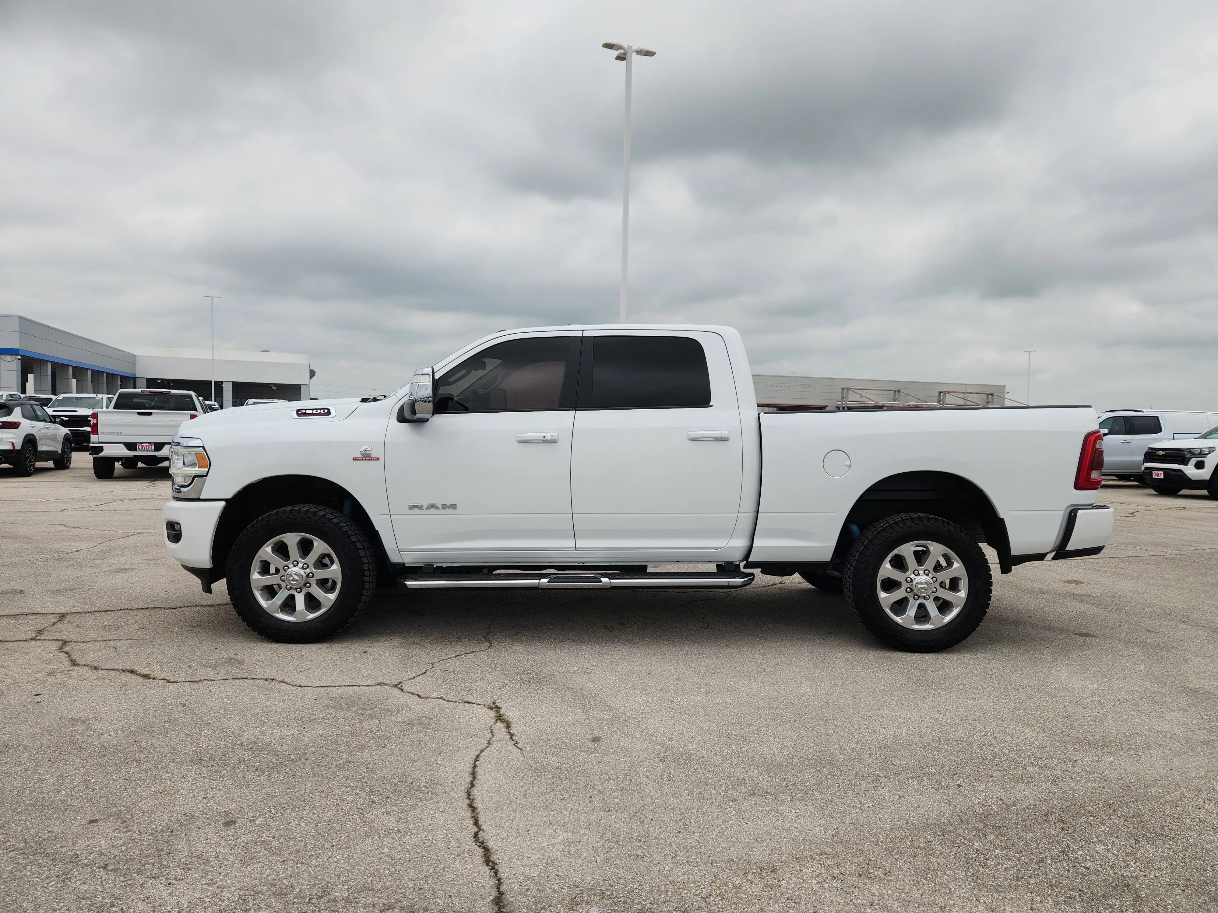 Used 2023 Bright White Clearcoat Ram Laramie image 4
