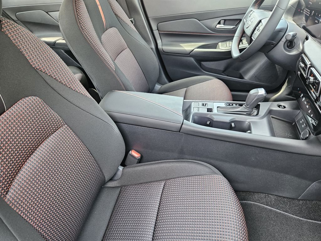 New 2026 Atlantic Gray Metallic Nissan SR image 14