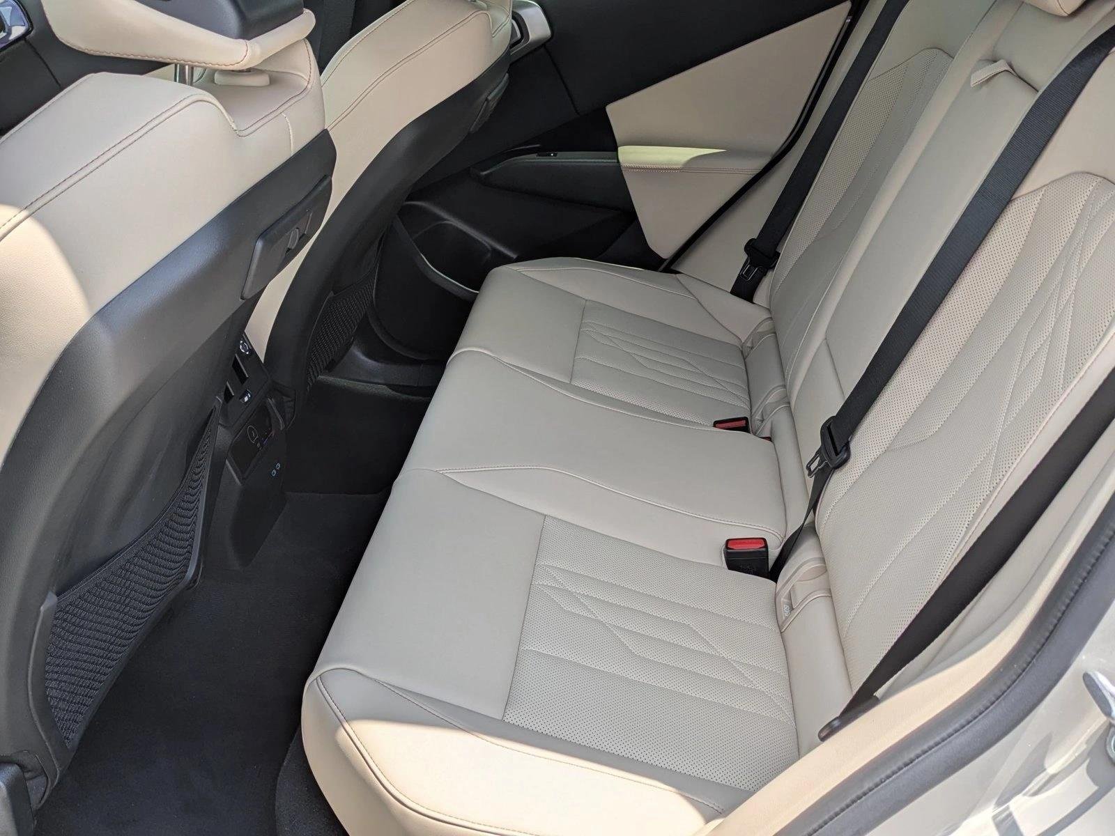 Used 2026 Dune Grey Metallic BMW 30 xDrive image 19