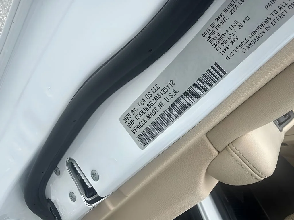 Used 2021 White Jeep Limited image 25