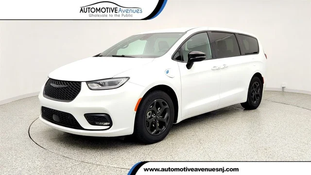 2024 Chrysler Pacifica Hybrid S Appearance Pkg FWD