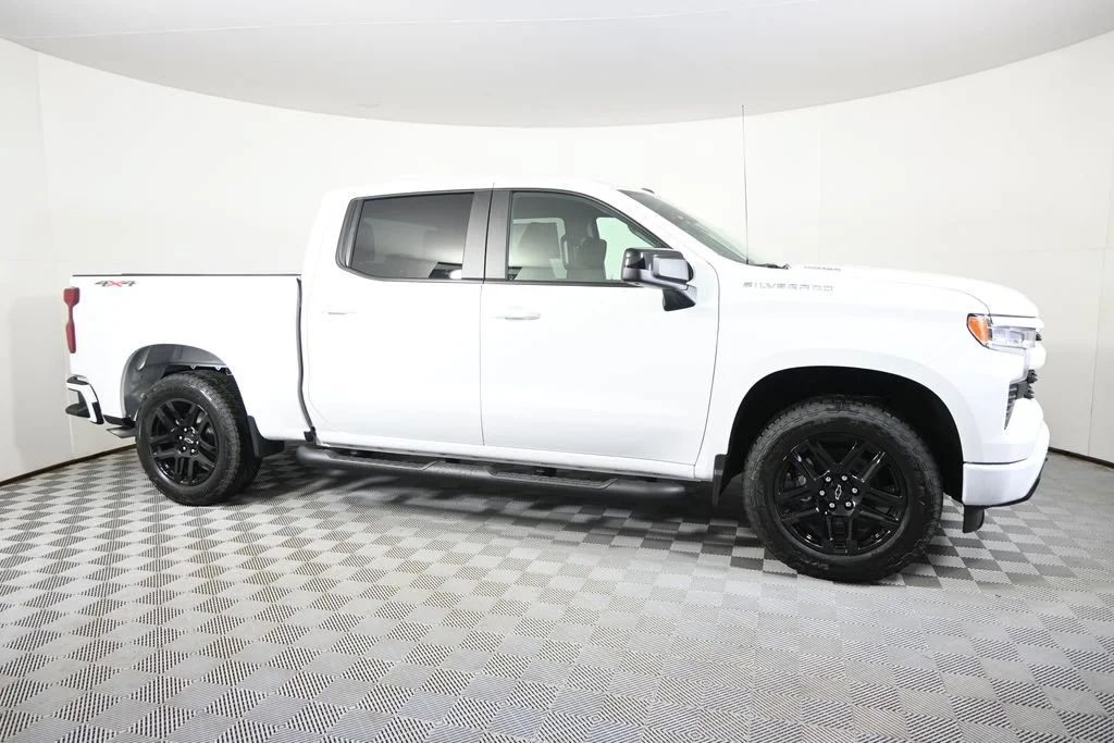 2026 Chevrolet Silverado 1500 RST - Photo 9