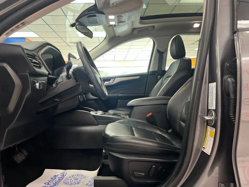Used 2021 Gray Ford SEL image 20
