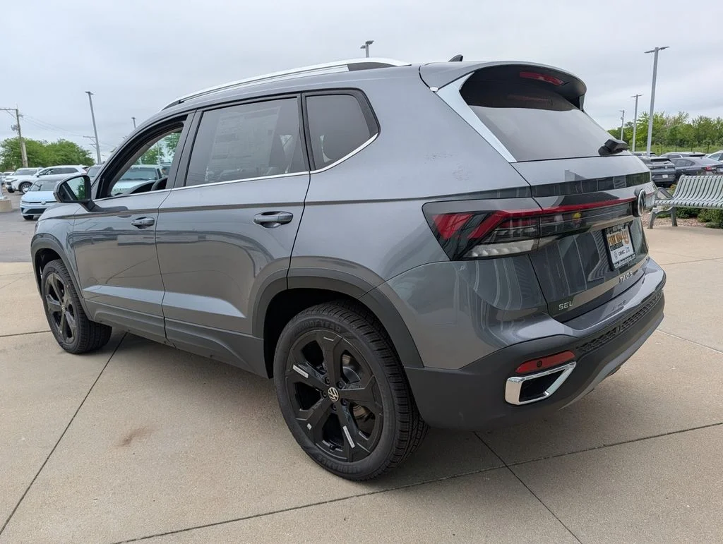 New 2026 Gray Volkswagen 1.5T SEL image 6