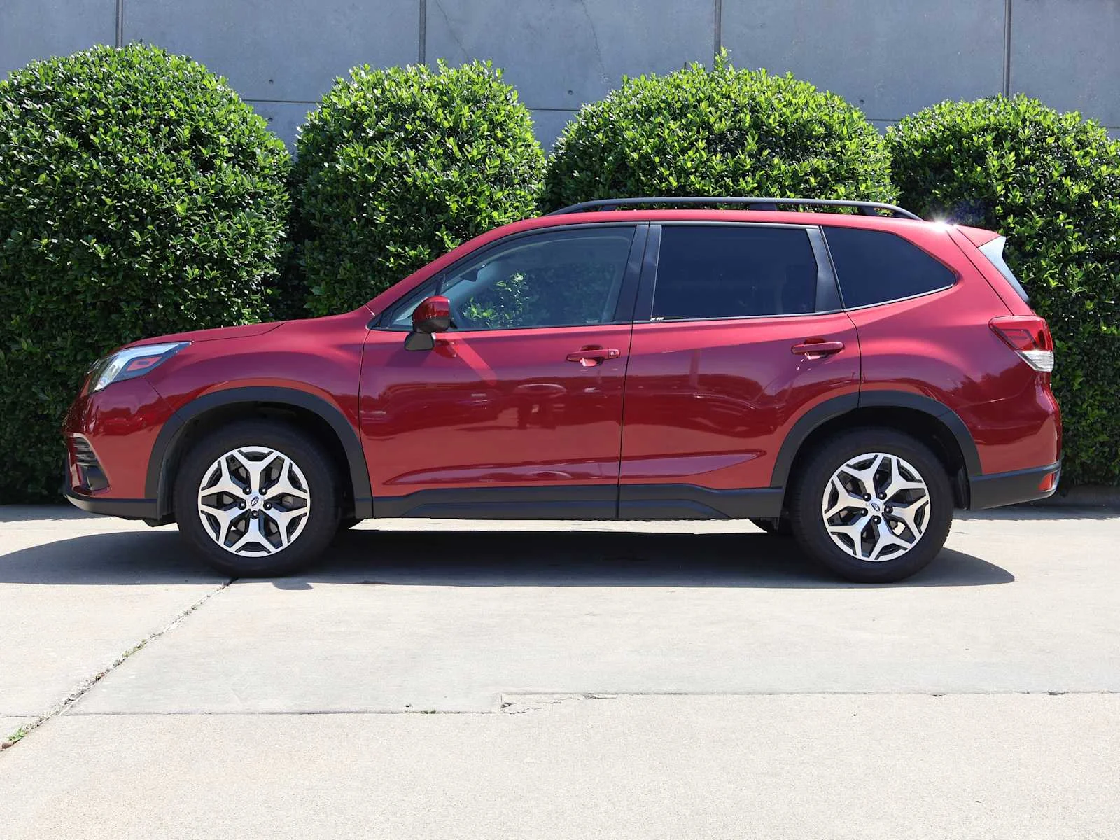 Certified Used 2023 Crimson Red Pearl Subaru Premium image 5