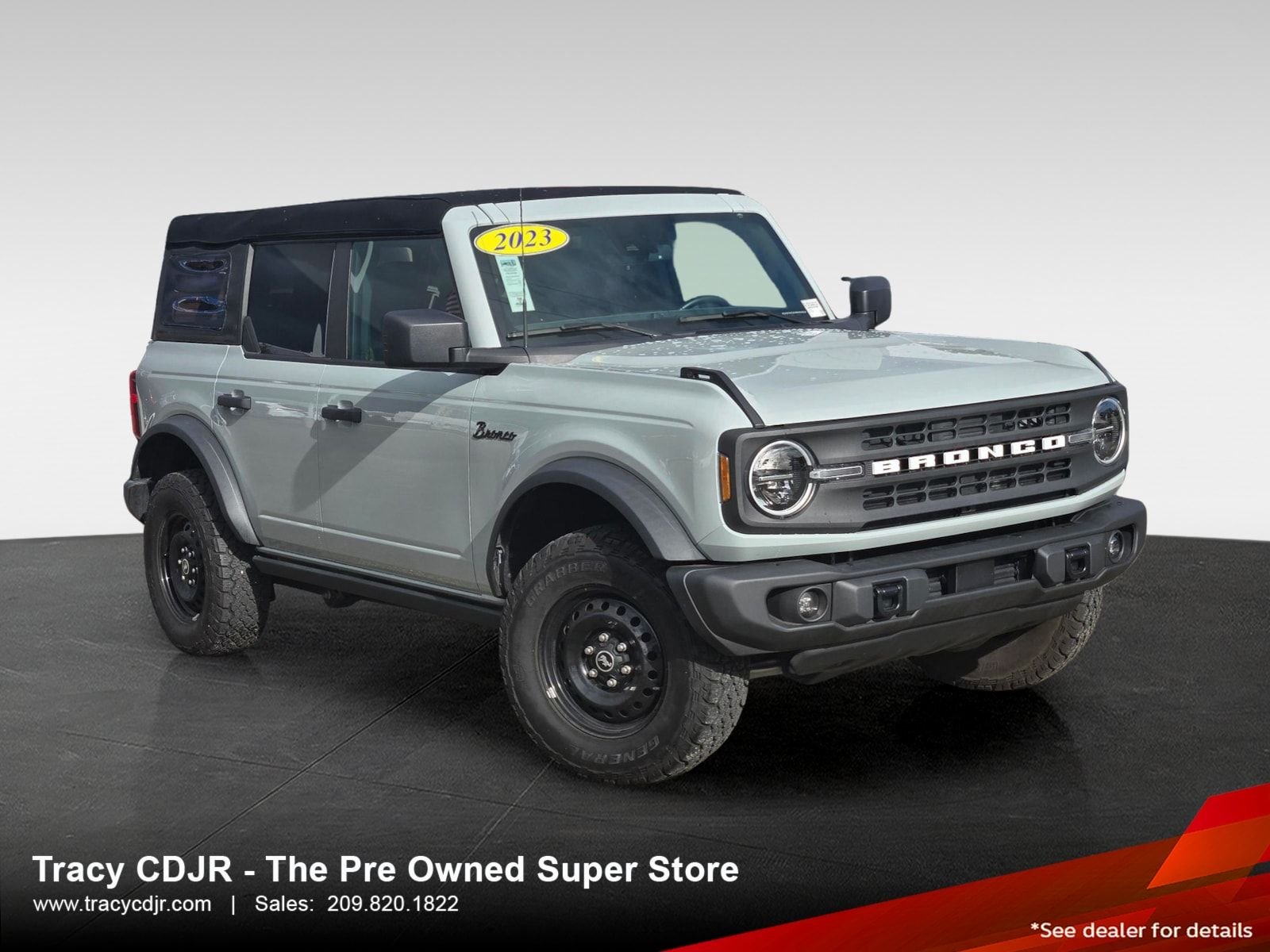 2023 Ford Bronco 4-Door Black Diamond