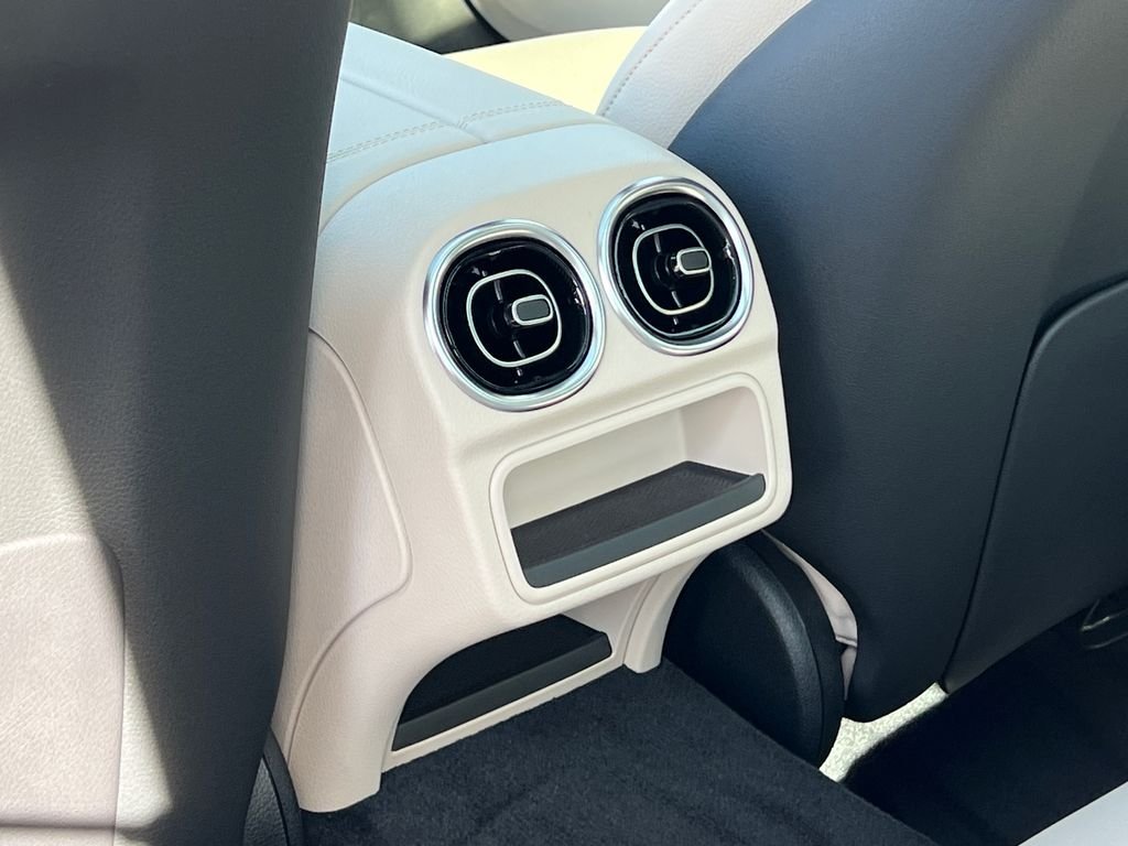 New 2026 Polar White Mercedes-Benz C 300 image 27
