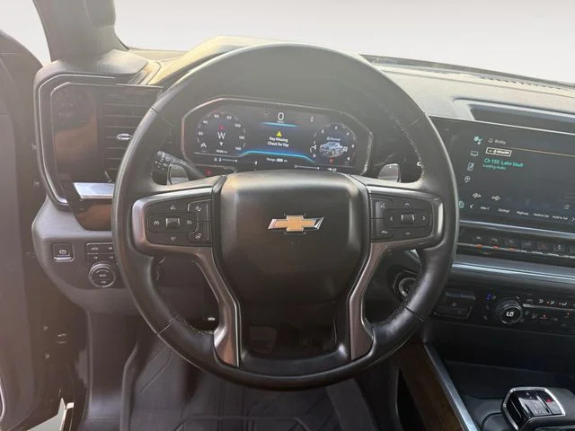 Used 2024 Black Chevrolet High Country image 13