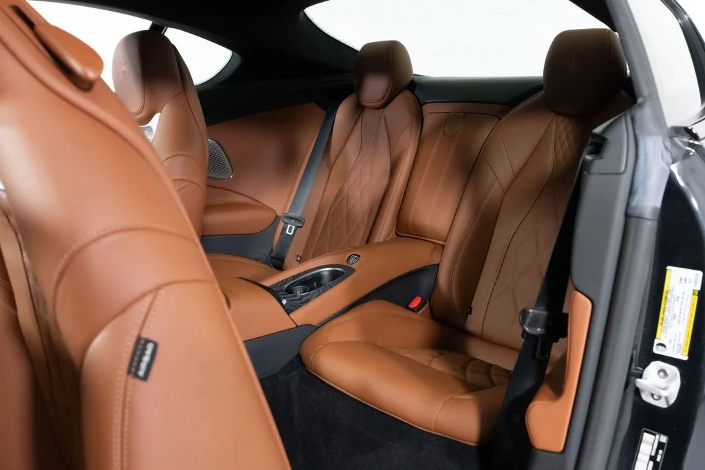 Used 2025 Nero Assoluto Metallic Maserati Granturismo image 36