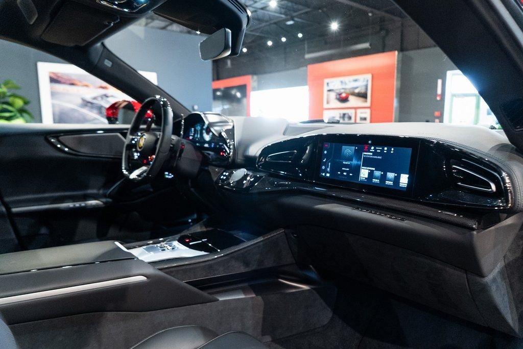 2023 Ferrari Purosangue - Photo 40