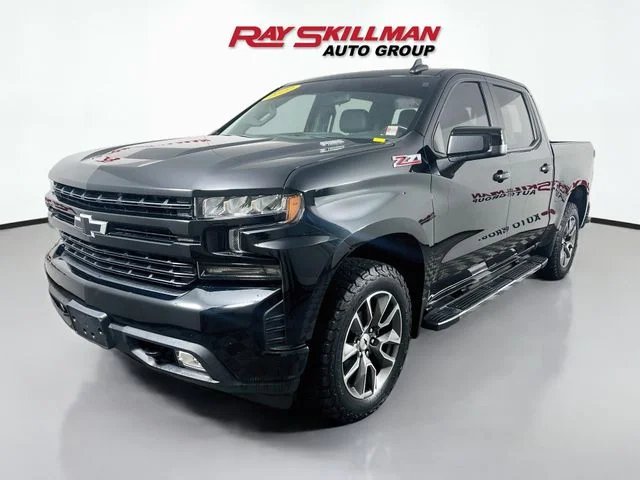 Used 2020 Black Chevrolet RST image 3