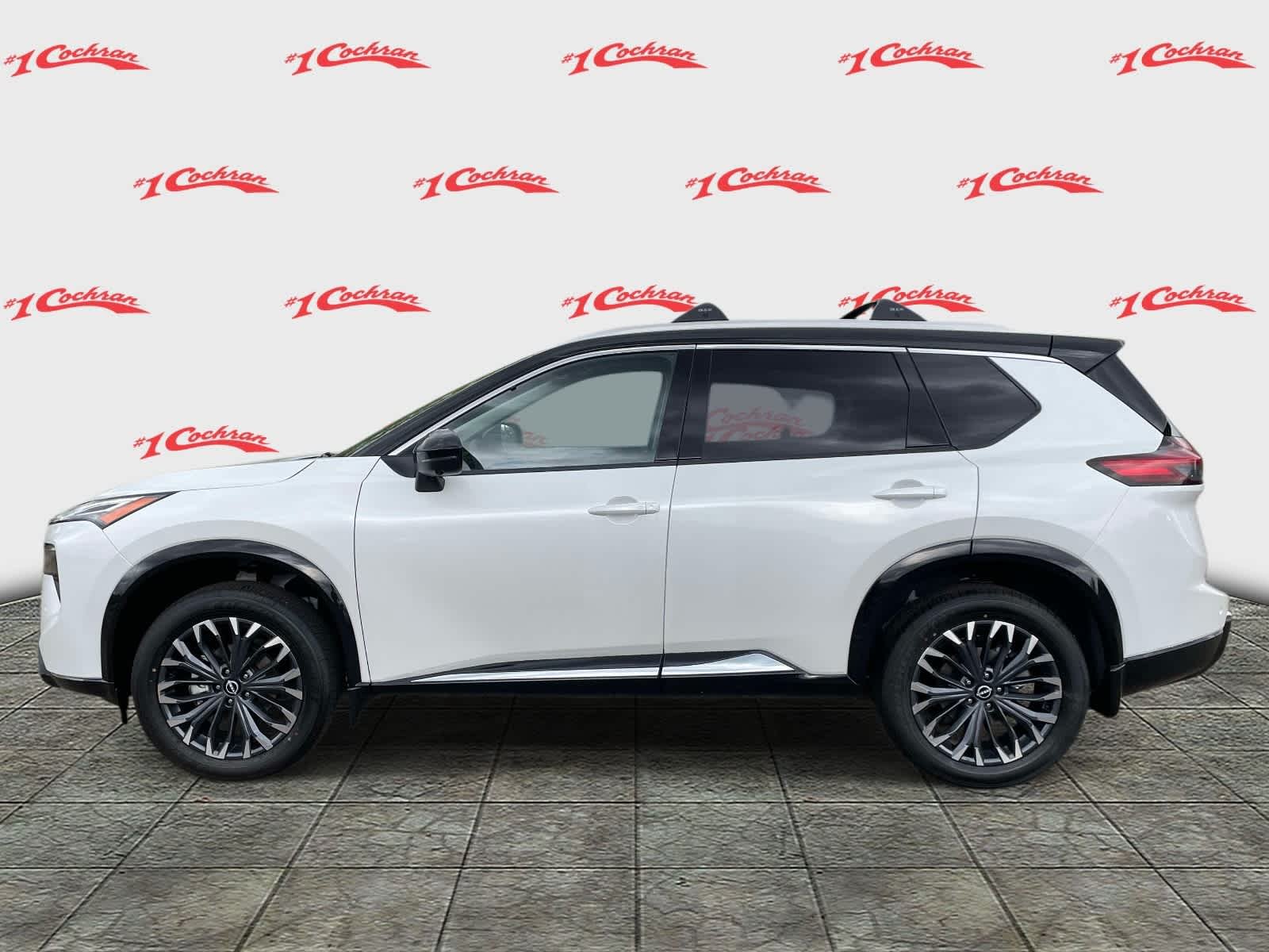New 2026 Everest White Pearl/Super Black Nissan Platinum image 6