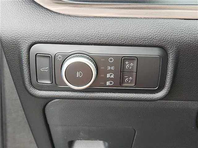 Used 2023 Gray Ford Limited 4x4 image 18