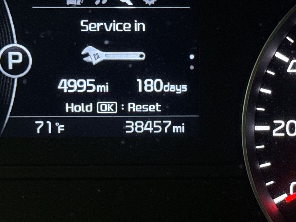 Used 2019 Mineral Silver Kia EX image 23