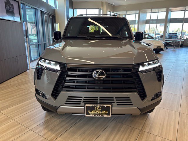 New 2026 Incognito and Black Onyx Lexus  550 OVERTRAIL+ image 9