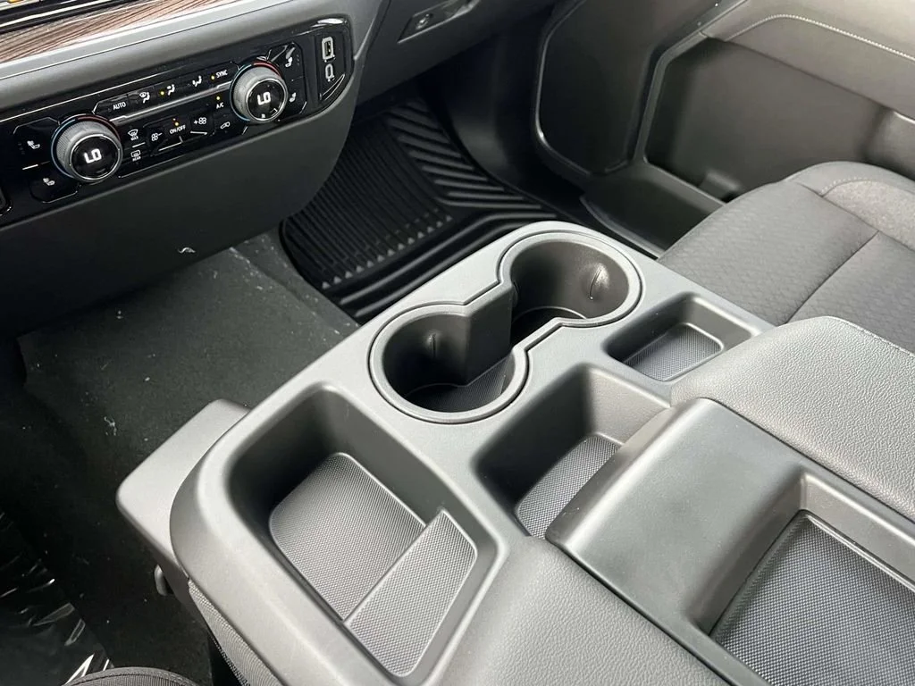Used 2026 Summit White Chevrolet LT (2FL) image 25