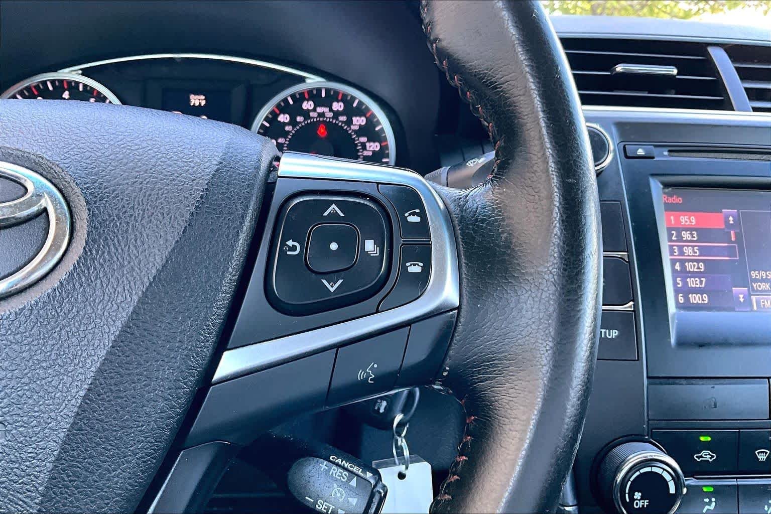Used 2015 Predawn Gray Mica Toyota SE image 25