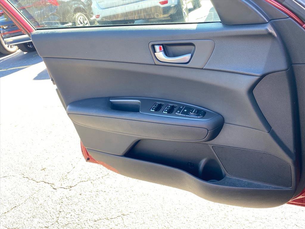 Certified Used 2020 Passion Red Kia SE image 22