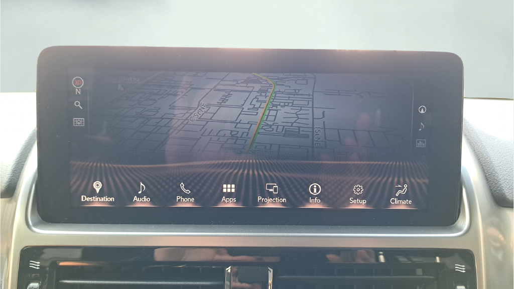 Used 2023 White Lexus 460 image 32